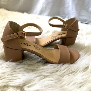 Women Tan Brown Shoes